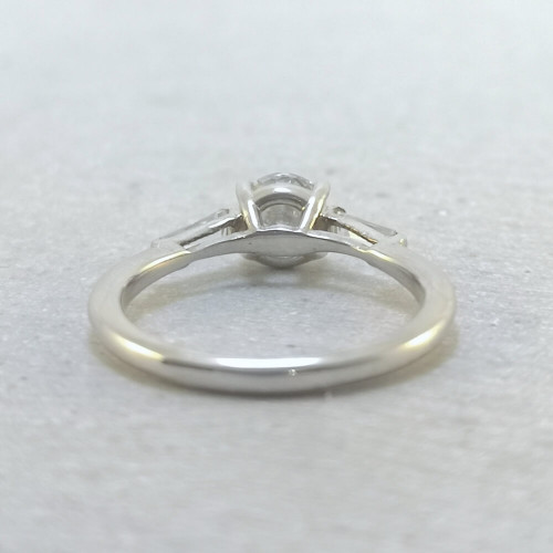 Waldsteinia, 18K Vitguld