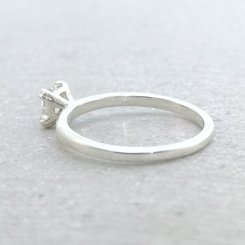 Lilja, 18K Vitguld
