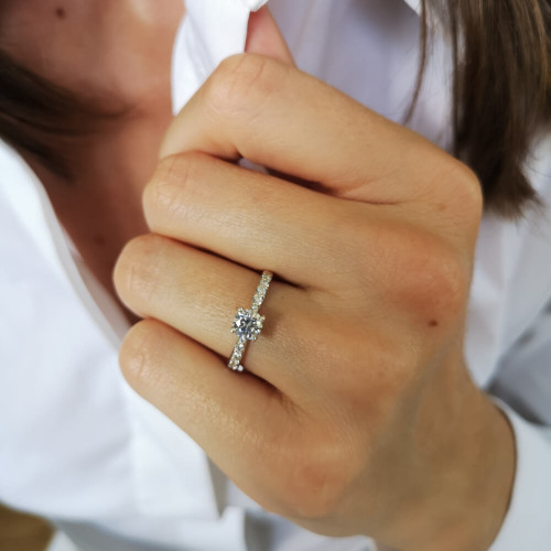Veronika, 18K Vitguld
