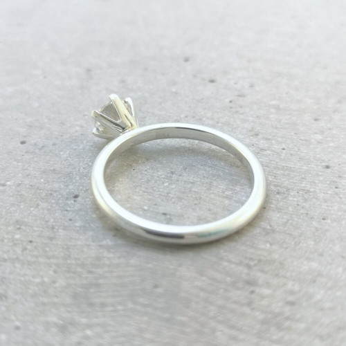 Stenört, 18K Vitguld