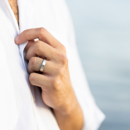 Tibast, 18K Vitguld