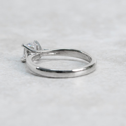 Ring 11, 18K Vitguld