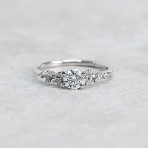 Liljekonvalj, 18ct white gold
